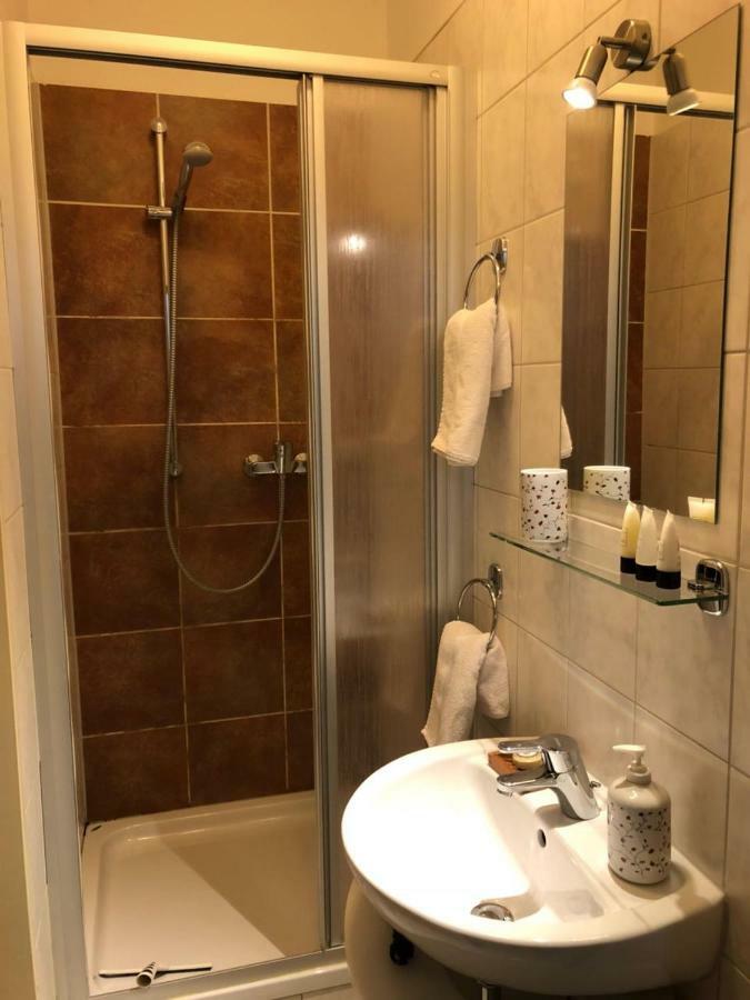 Ferienwohnung Zum Fiaker การ์มิช-พาร์เทนเคียร์เชน ภายนอก รูปภาพ